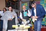 Ranbir Kapoor,Pritish Nandy at Pritish Nandy_s book launch in Crossword, Kemps Corner on 21st  July 2012 (11).JPG